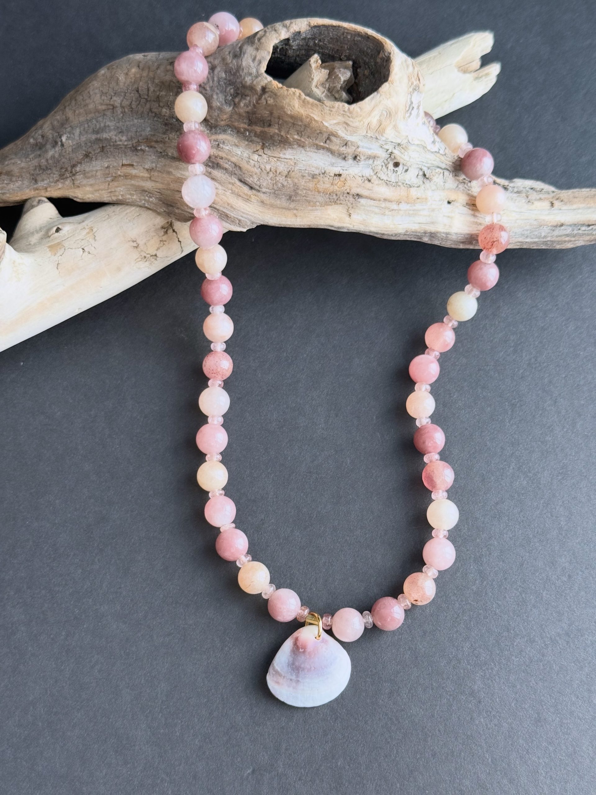 Dusty Pink Smooth Shell ~ Small